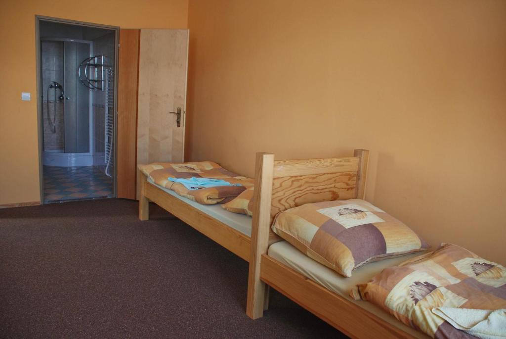 Hotel Marina Hermanuv Mestec Oda fotoğraf