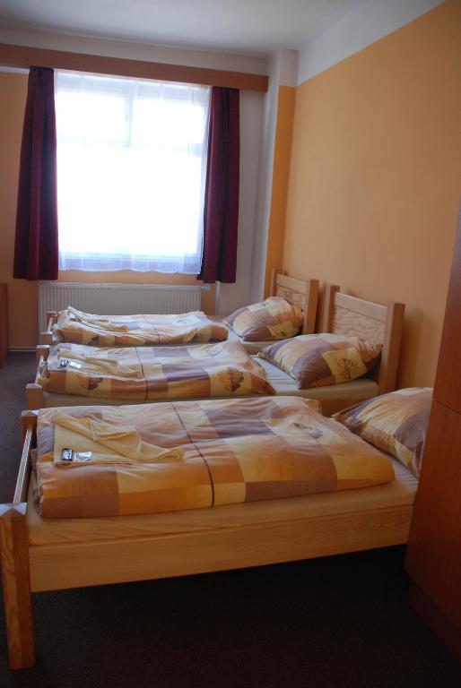 Hotel Marina Hermanuv Mestec Oda fotoğraf